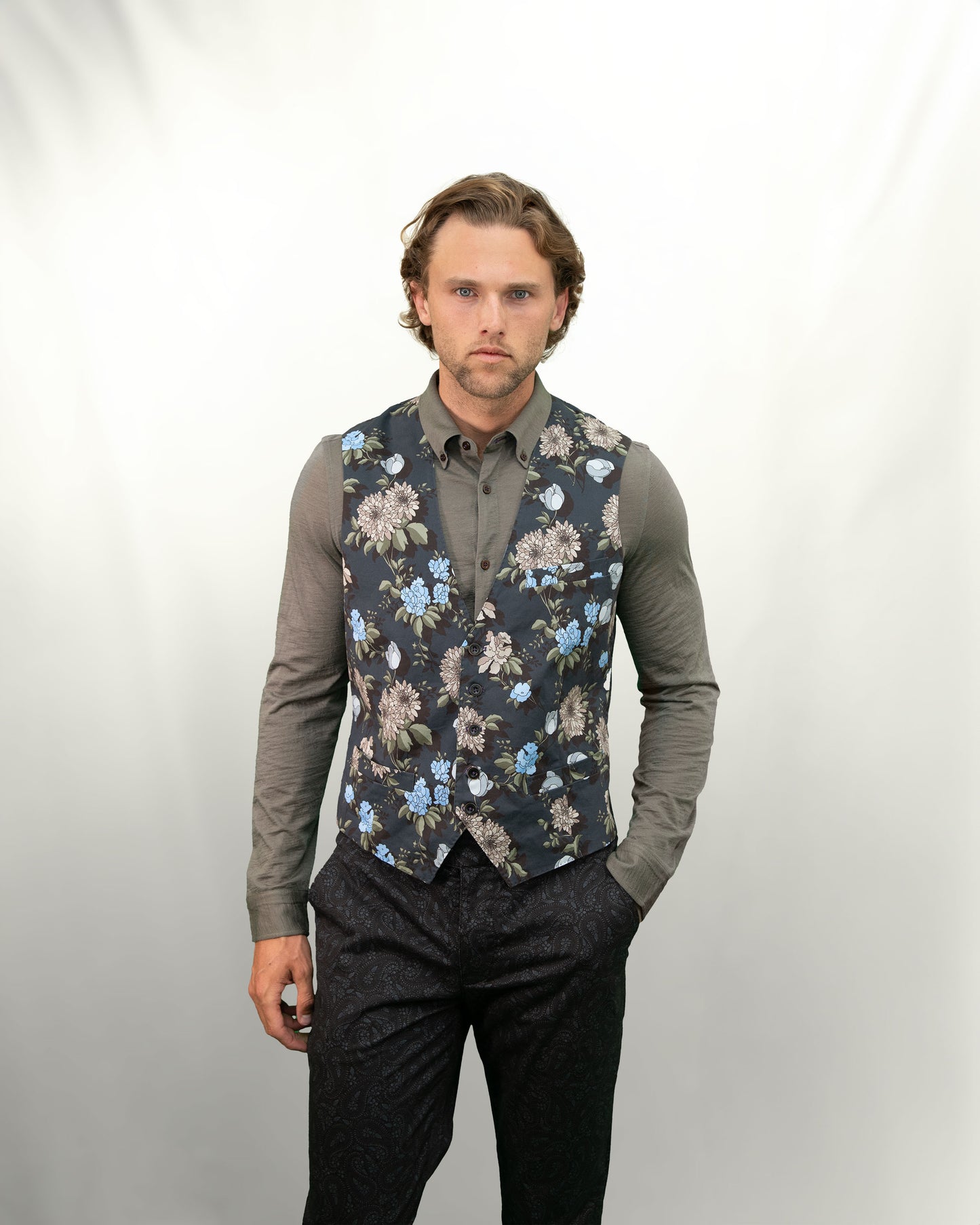 WILBUR AUGUSTUS FLORAL WAISTCOAT VEST - BLACK