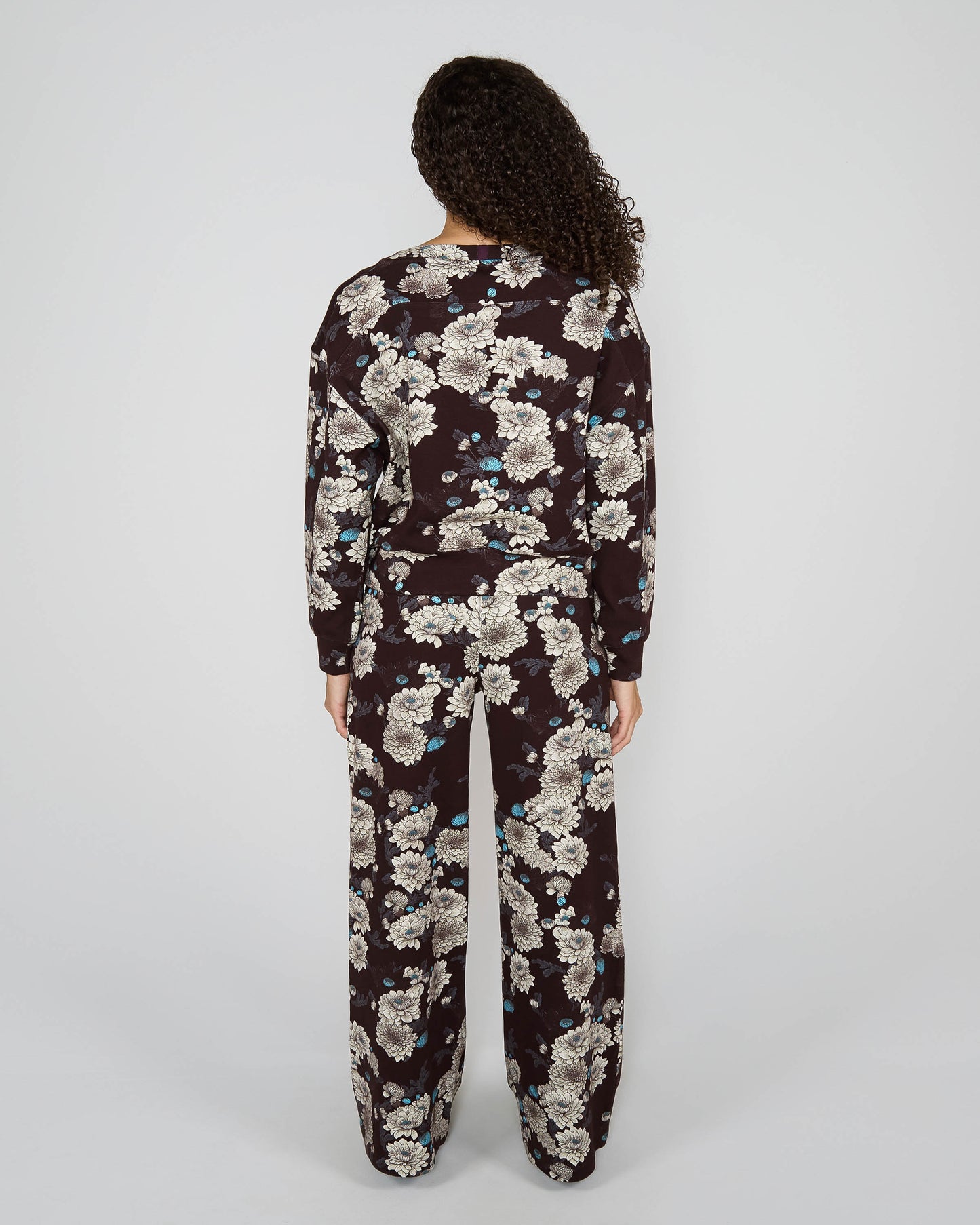 CLARA SERIOUS FLORAL OVERSIZED CREWNECK SWEATSHIRT - BLACK