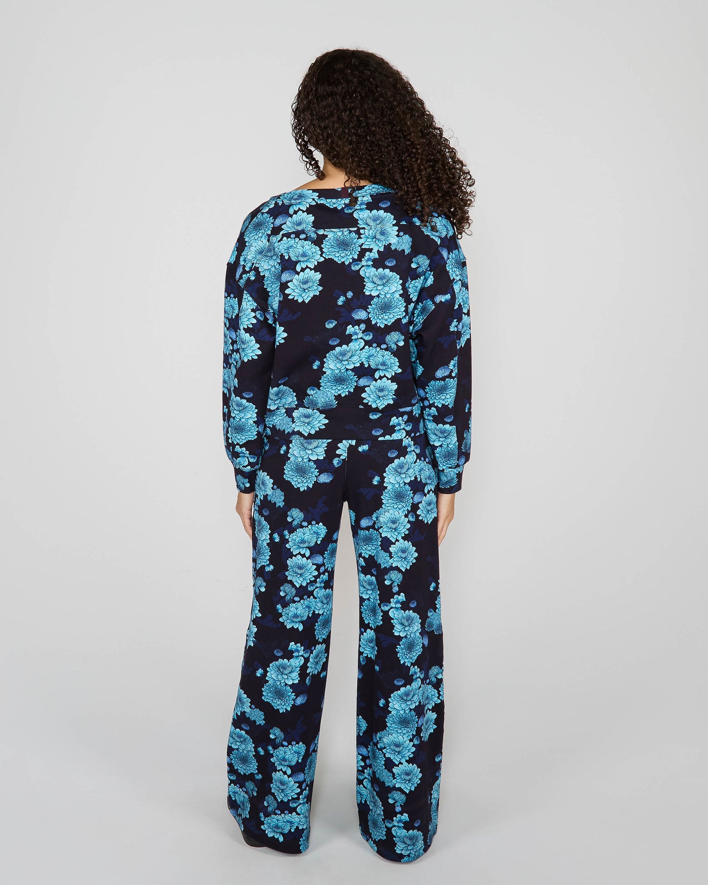 CLARA SERIOUS FLORAL OVERSIZED CREWNECK SWEATSHIRT - NAVY
