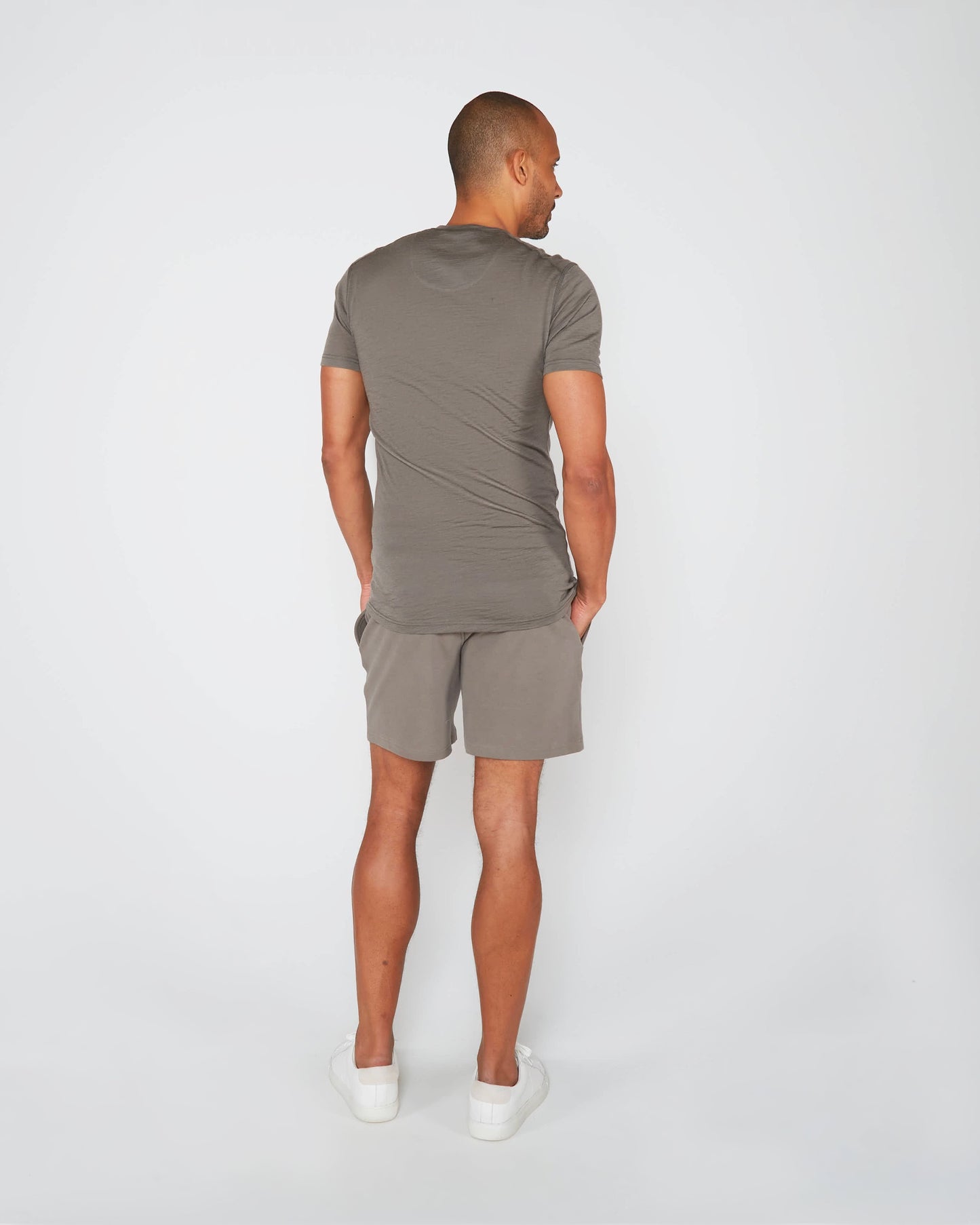 VICTOR MERINO V-NECK TEE - SAGE