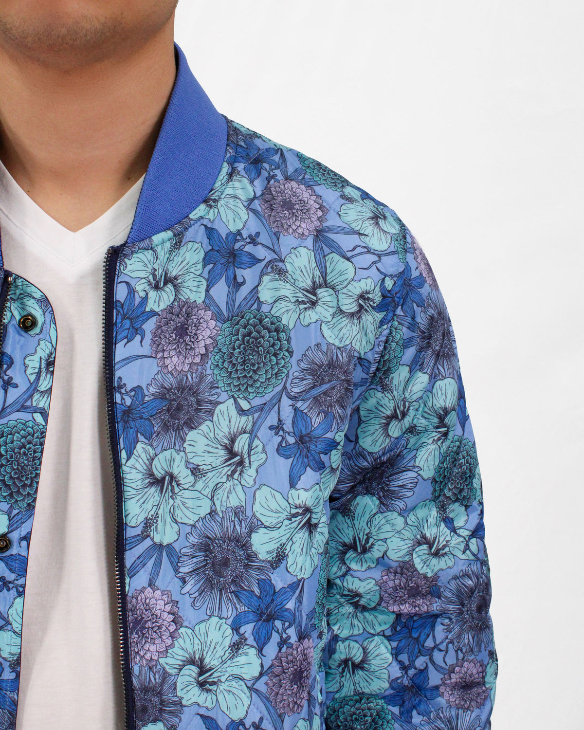 RON HIBISCUS GARDEN REVERSIBLE BOMBER JACKET IN NAVY