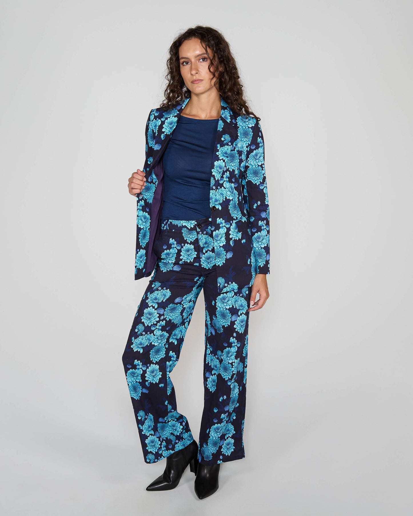 JANE SERIOUS FLORAL TAILORED JACKET - NAVY