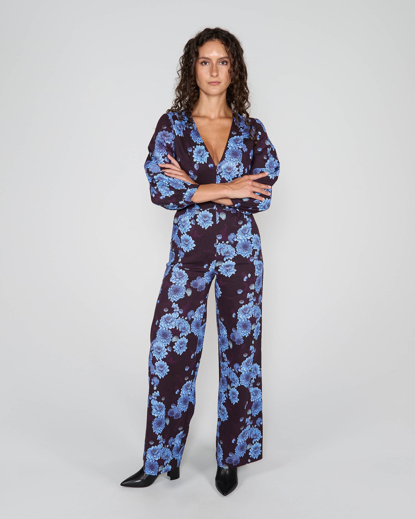 JILL SERIOUS FLORAL JUMPSUIT - PLUM
