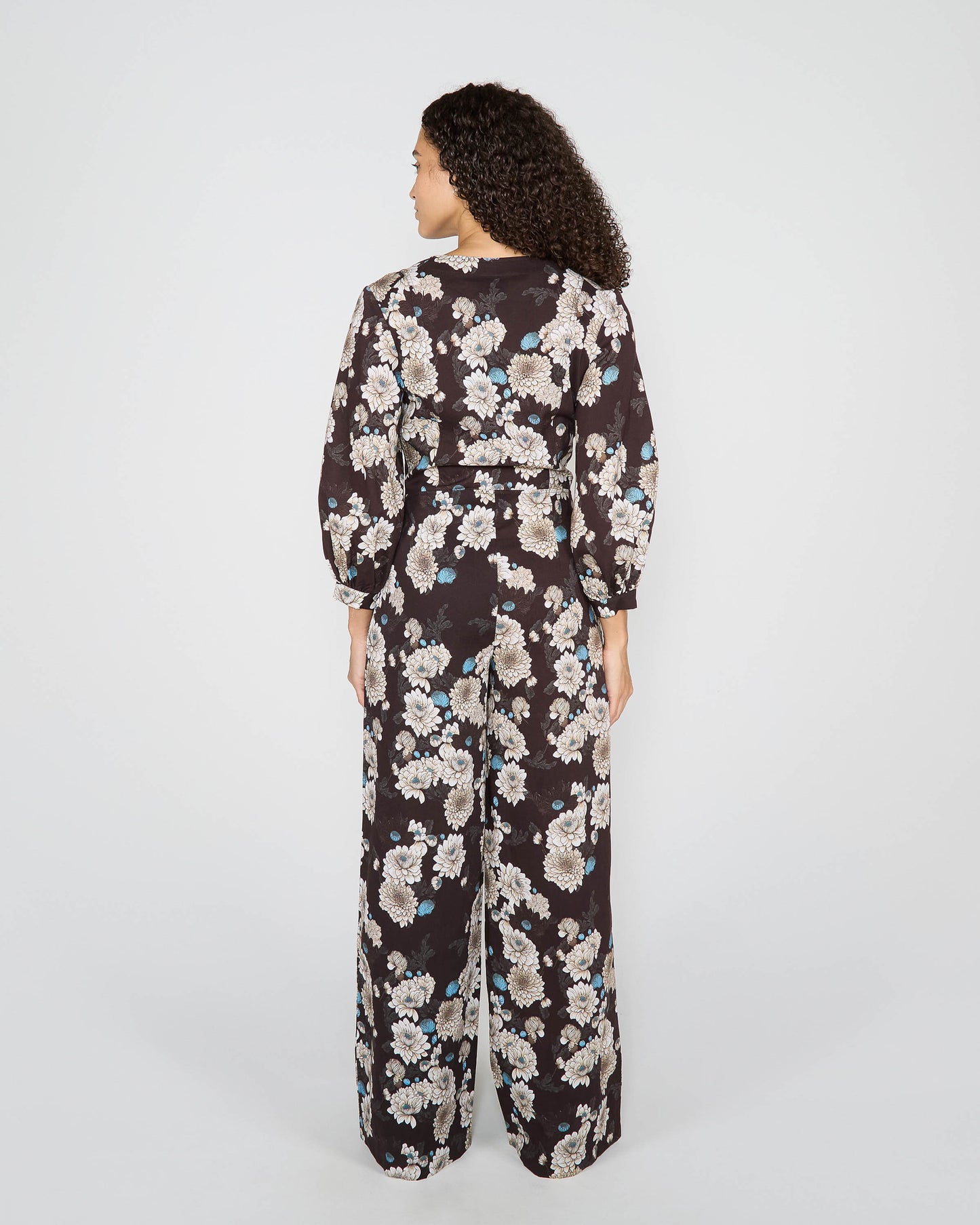 JILL SERIOUS FLORAL JUMPSUIT - BLACK