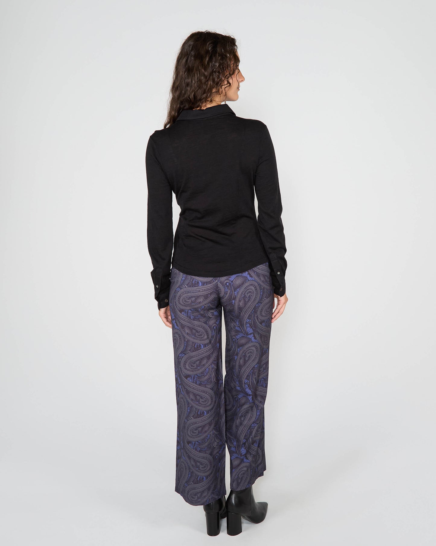 SCARLET MERINO SHIRT - BLACK