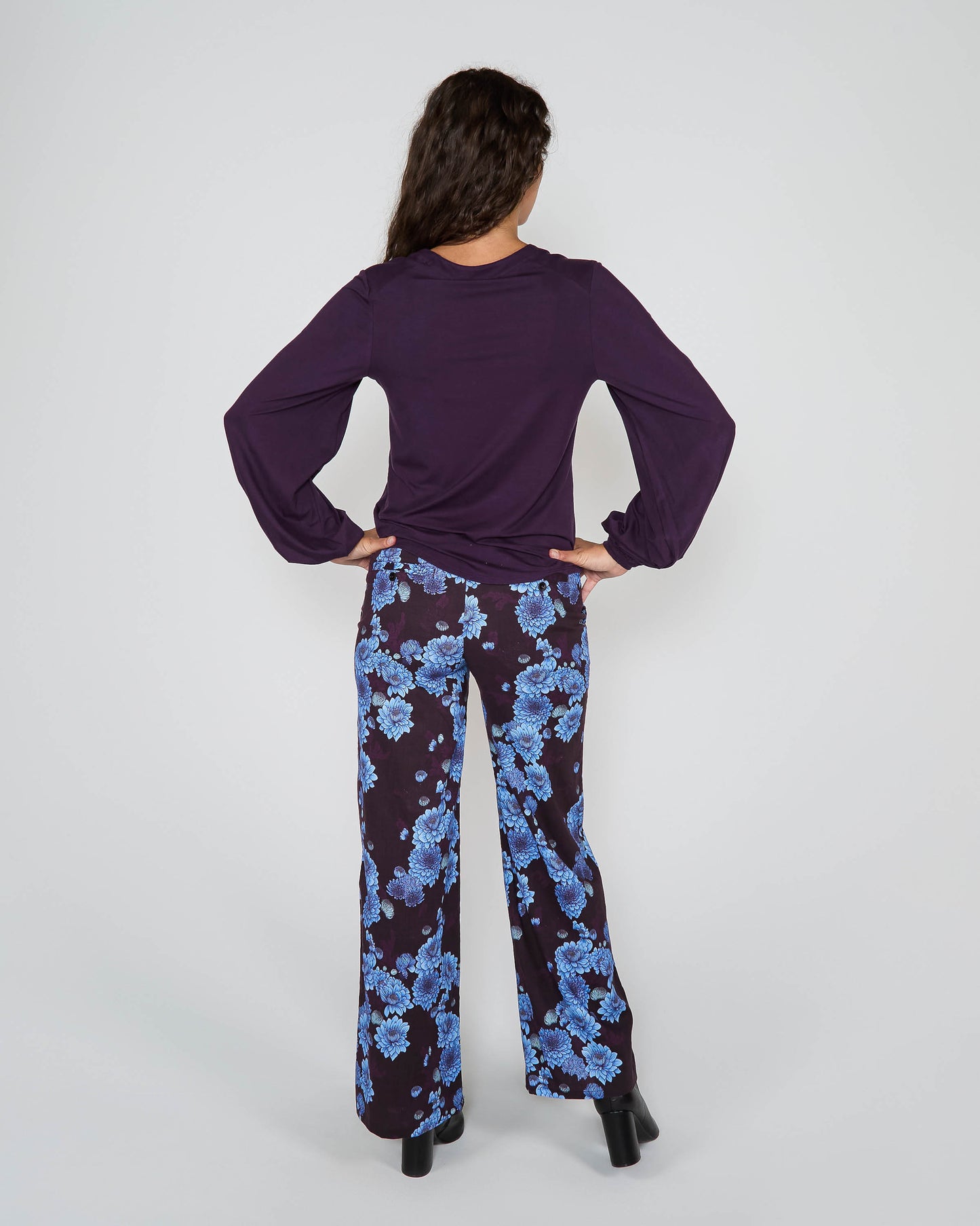 VAL LONG SLEEVE V-NECK SHIRT - PLUM
