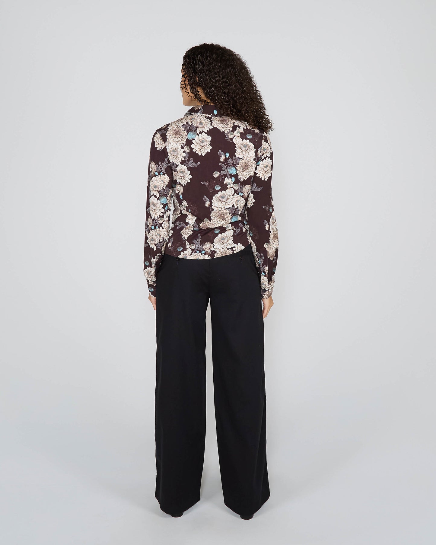 STEPHANIE SERIOUS FLORAL SHIRT - BLACK