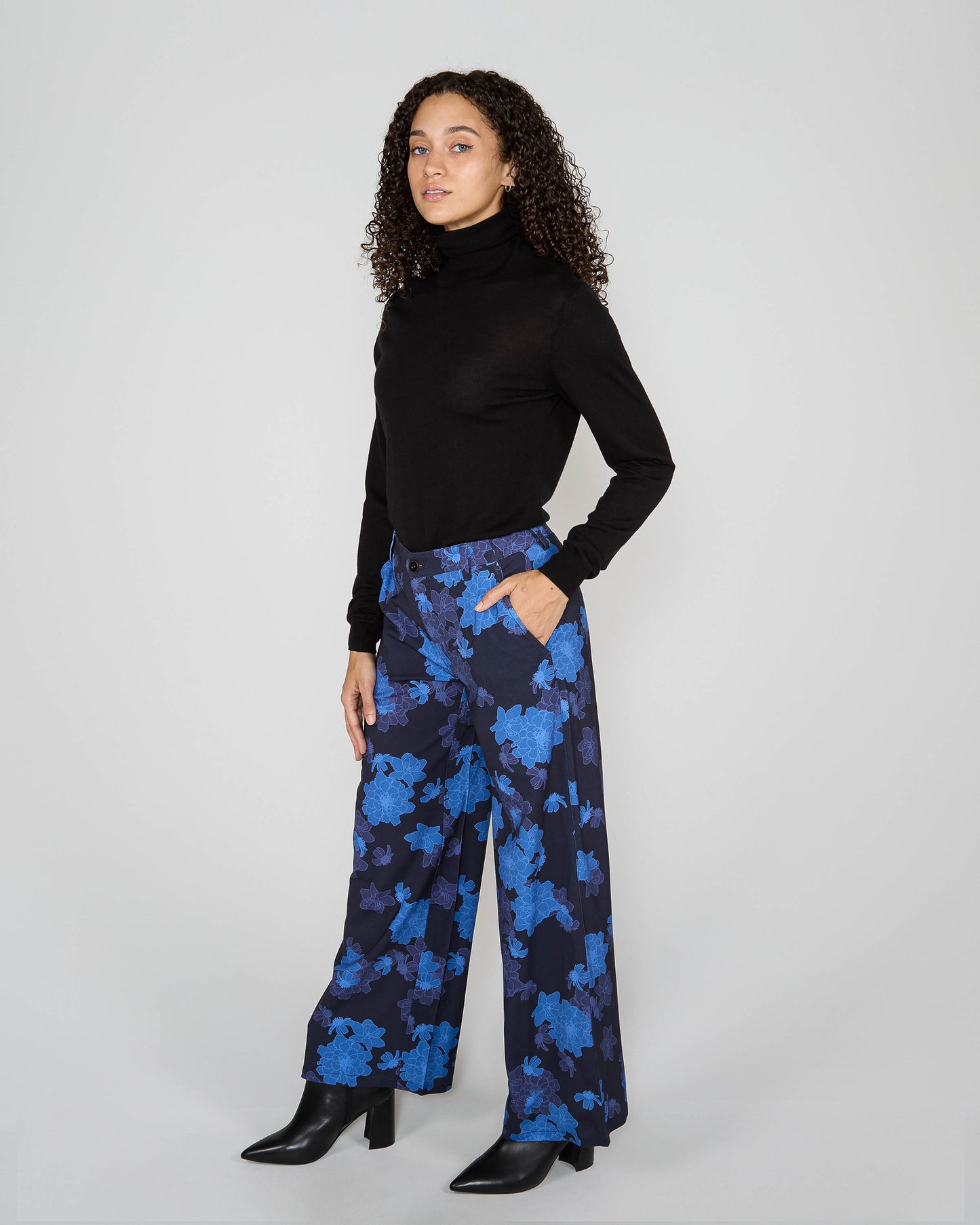PHOEBE TAILORED PANT - SOFTBLOOM NAVY