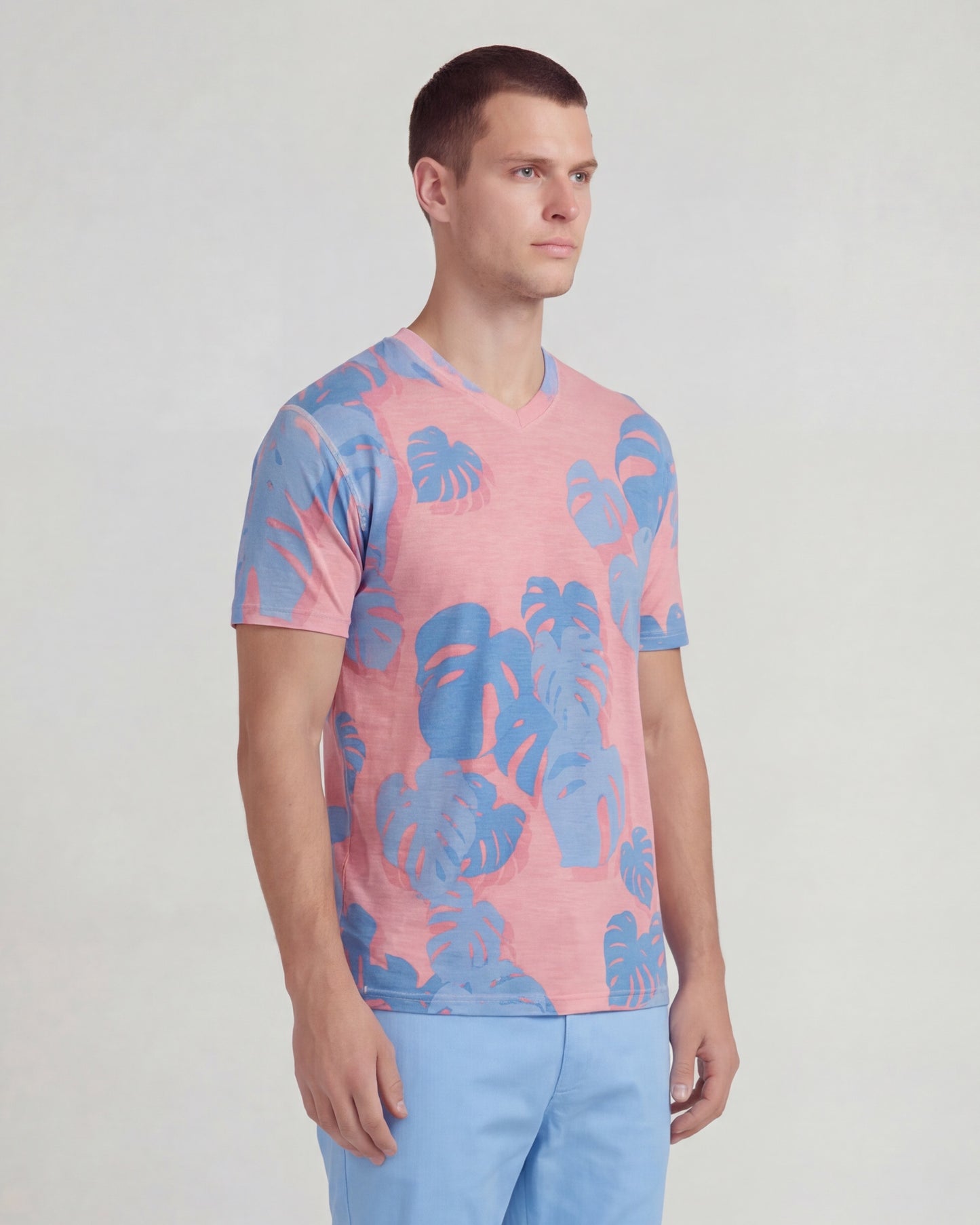 VICTOR MONSTERA FLORAL CORAL MENS WOOL VNECK TEE