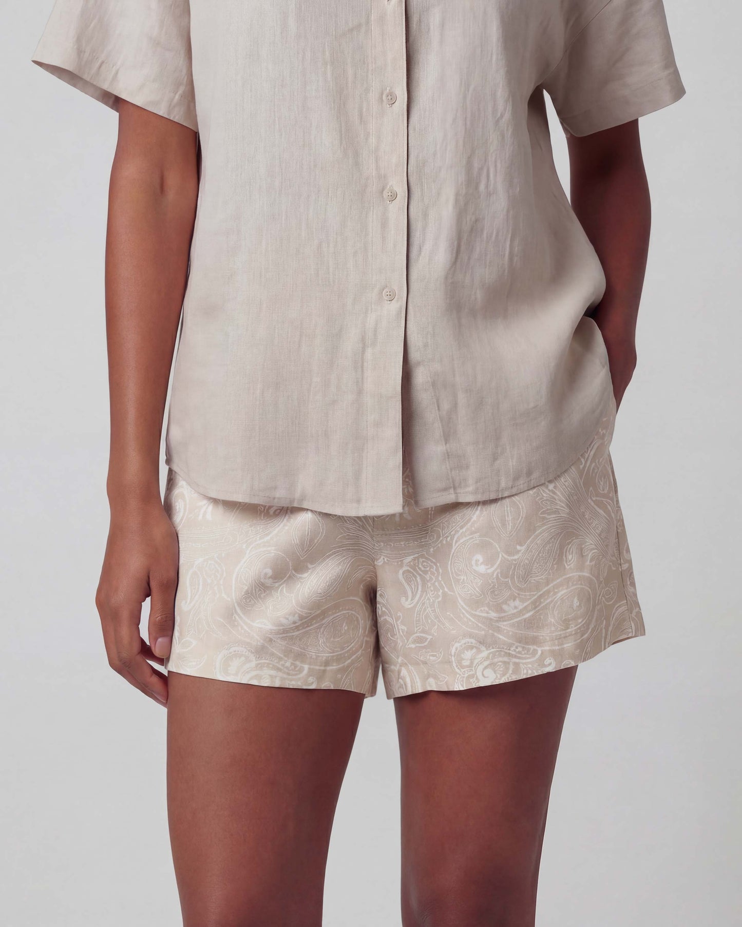 LEANNE PAISLEY EXPLOSION IVORY WOMENS DRAWSTRING SHORT
