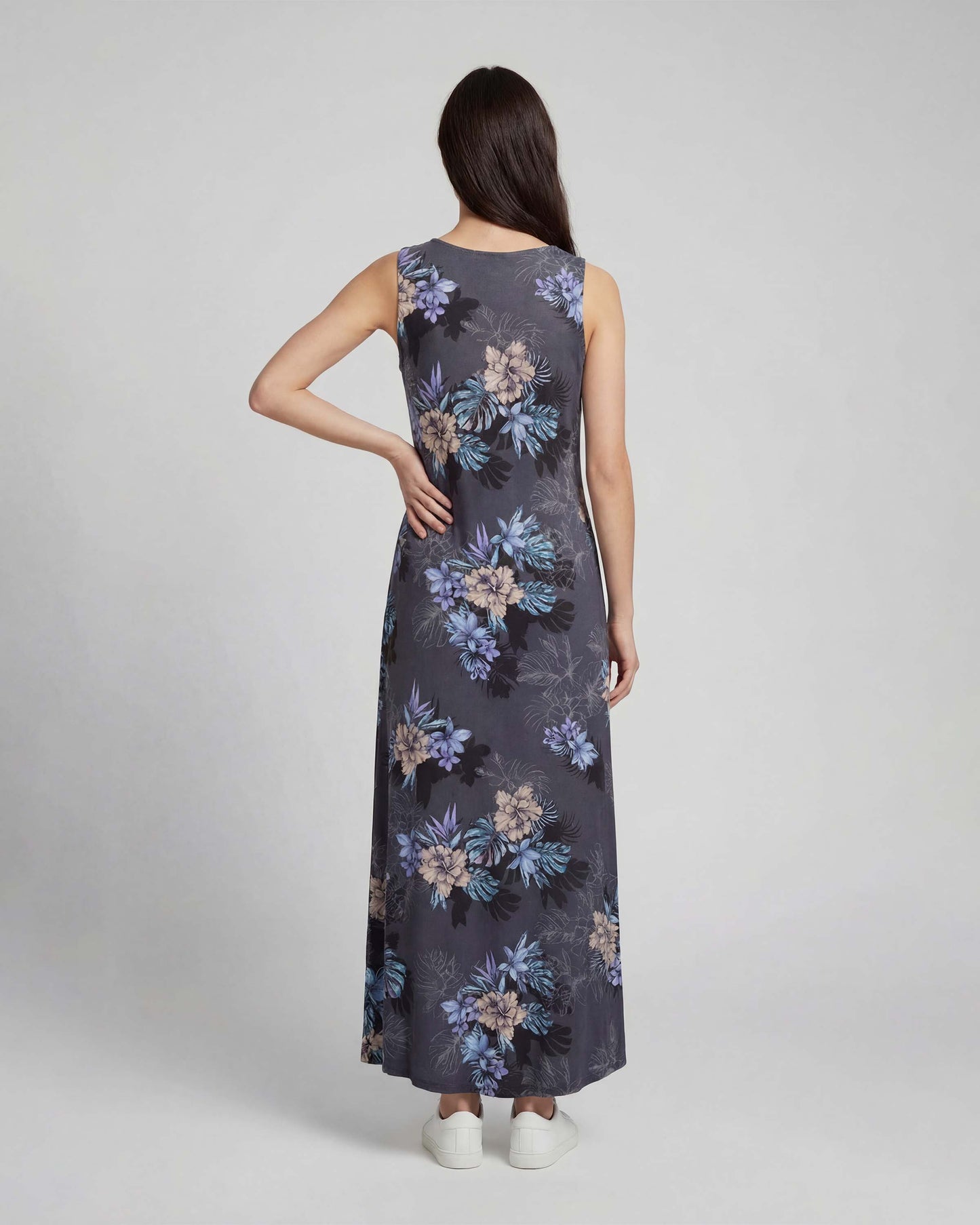 TRUDY EXOTIC FLORAL BLACK WOMENS SLEEVELESS MIDI DRESS