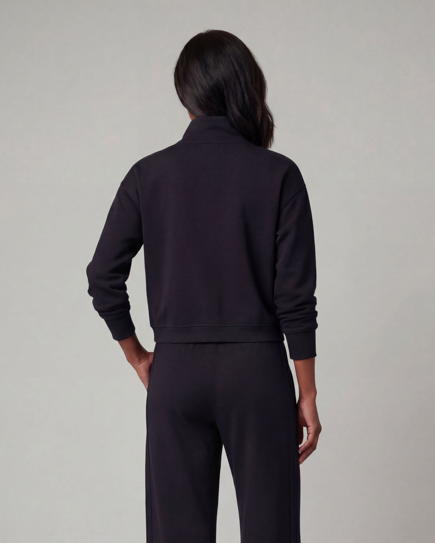 JUDY VERY BLACK WOMENS CROPPED ZIP JACKET