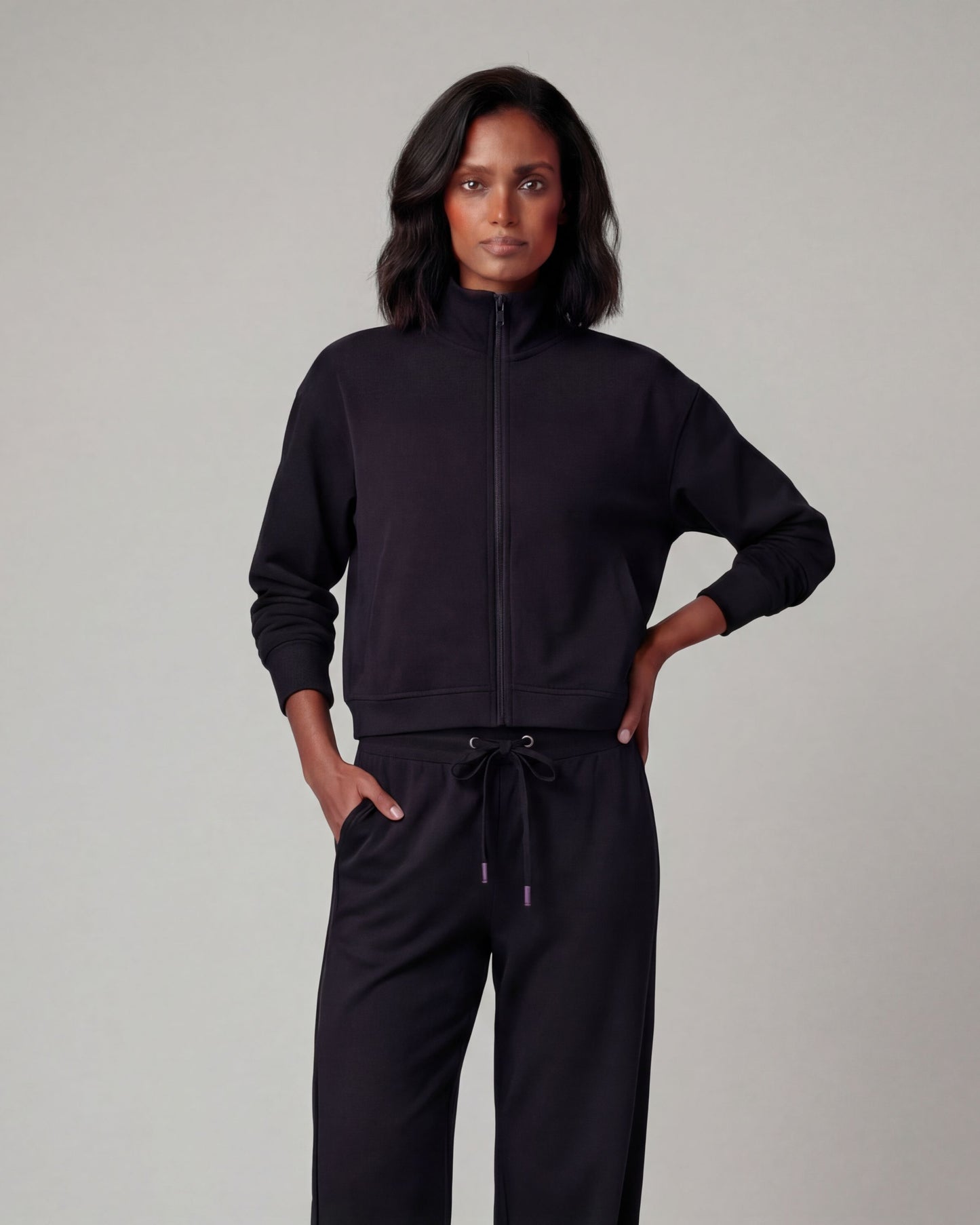 JUDY VERY BLACK WOMENS CROPPED ZIP JACKET