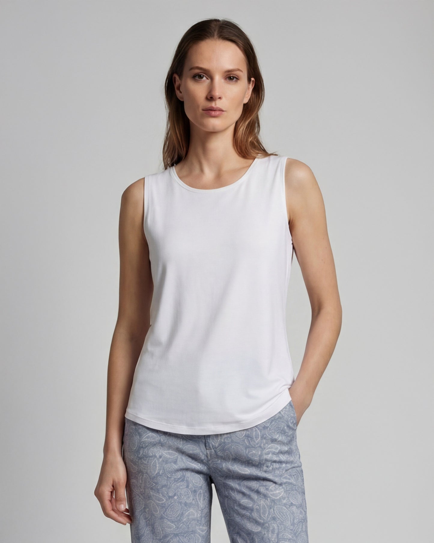 TINA WHITE WOMENS MUSCLE TANK