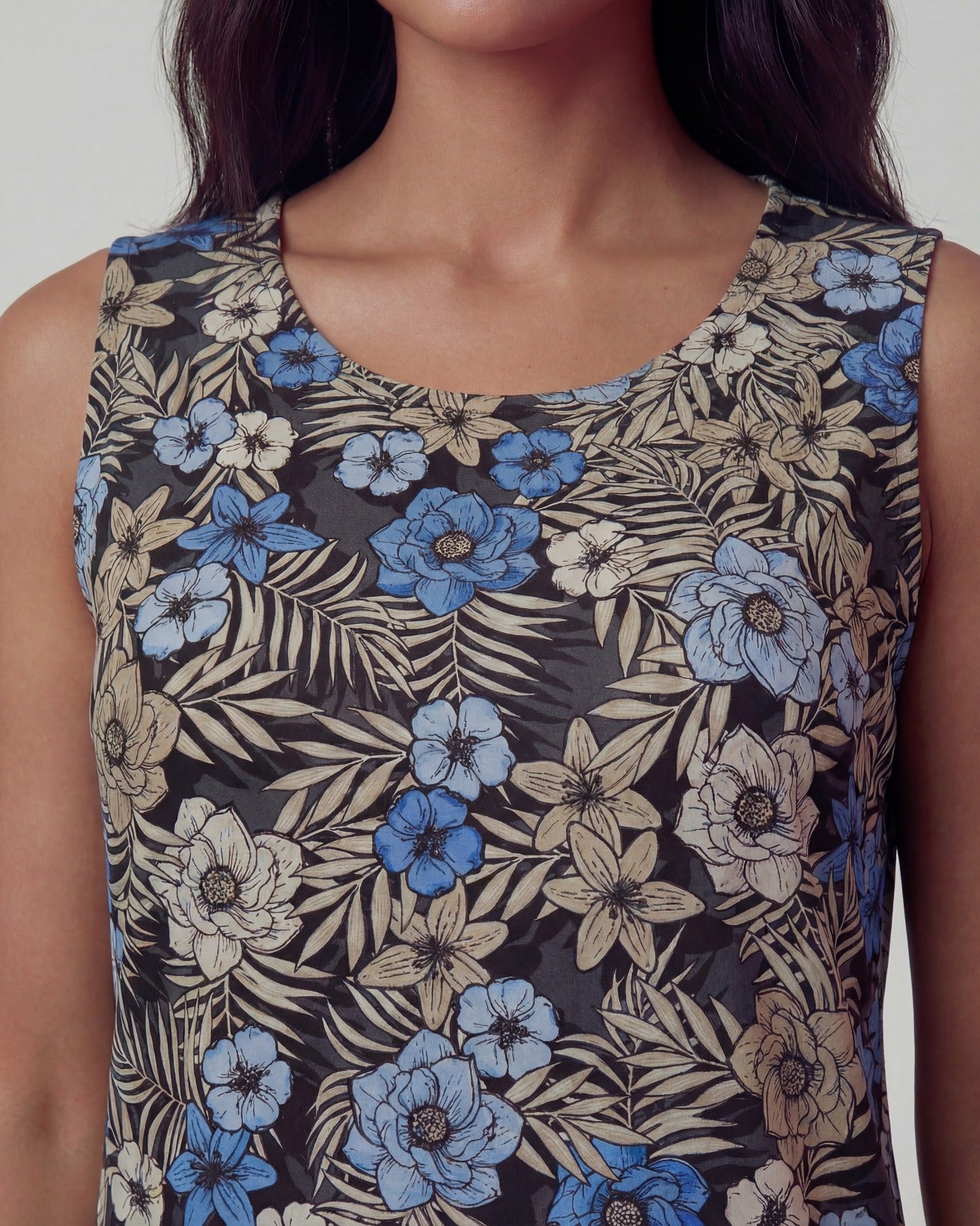 TINA TROPICAL MIX BLACK WOMENS MUSCLE TANK