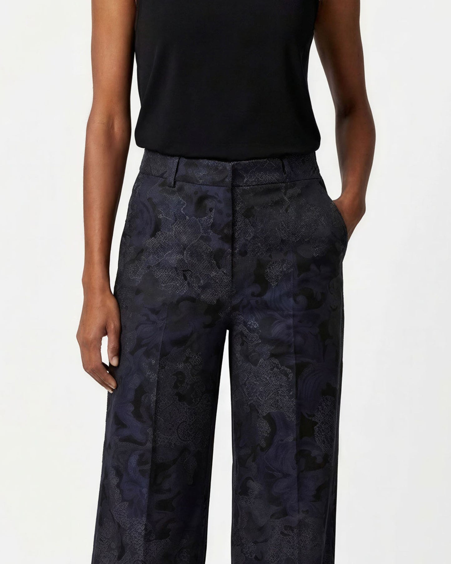PHILLIS PAISLEY EXPLOSION BLACK WOMENS WIDE-LEG PANT
