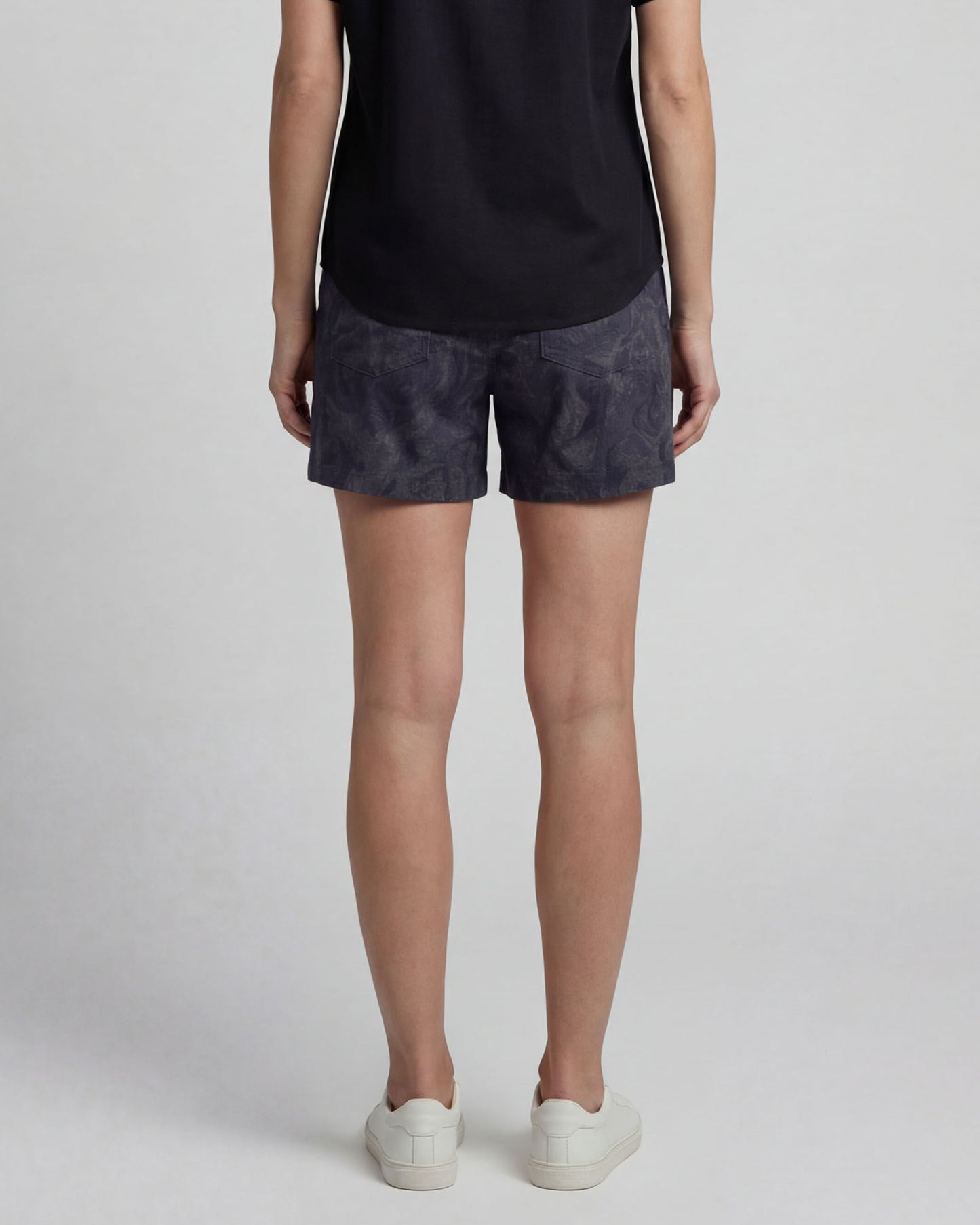 FREDA PAISLEY EXPLOSION BLACK WOMENS TAILORED SHORT