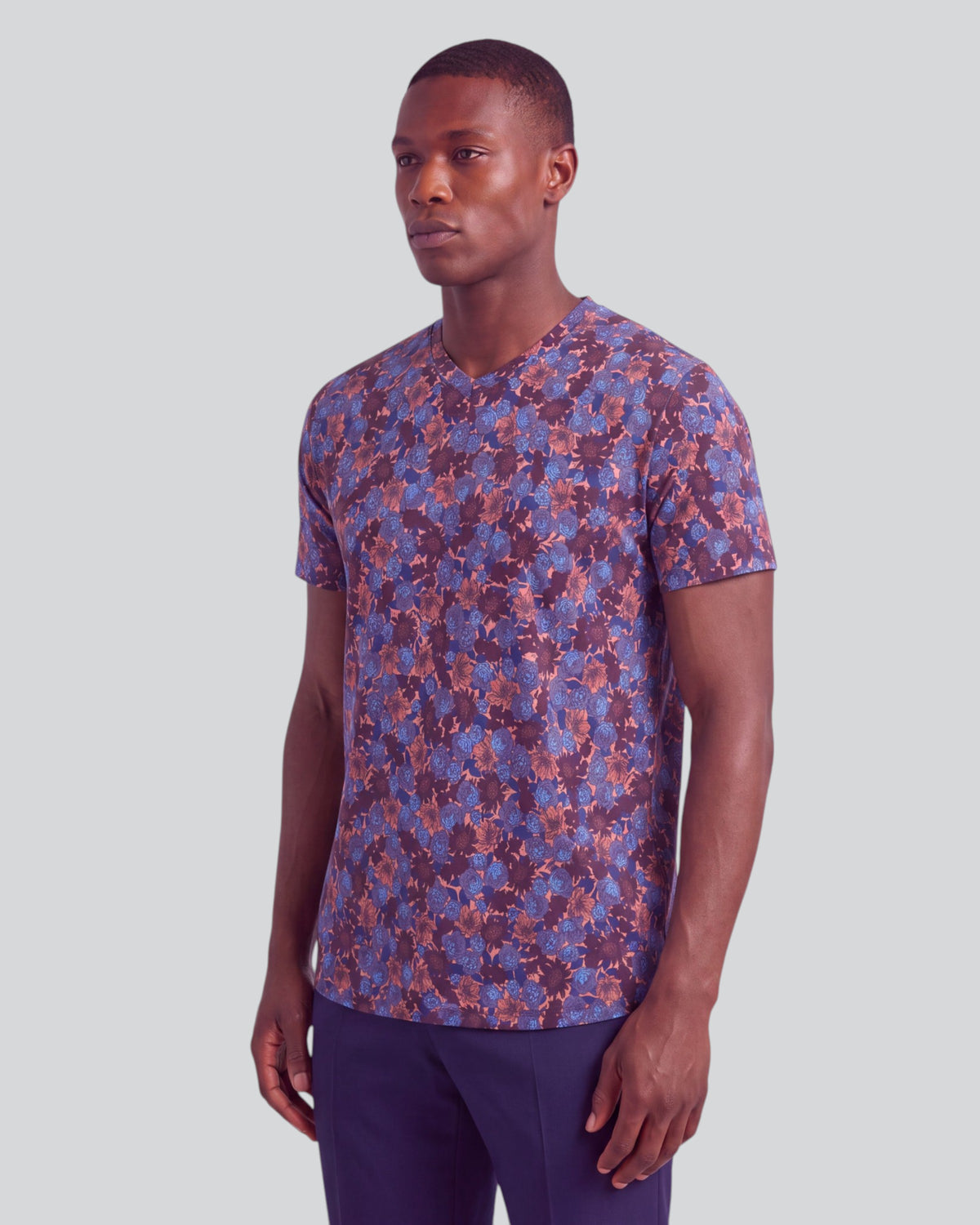MAZE TERNBERG FLORAL AMBER MEN'S STRETCH COTTON V-NECK TEE