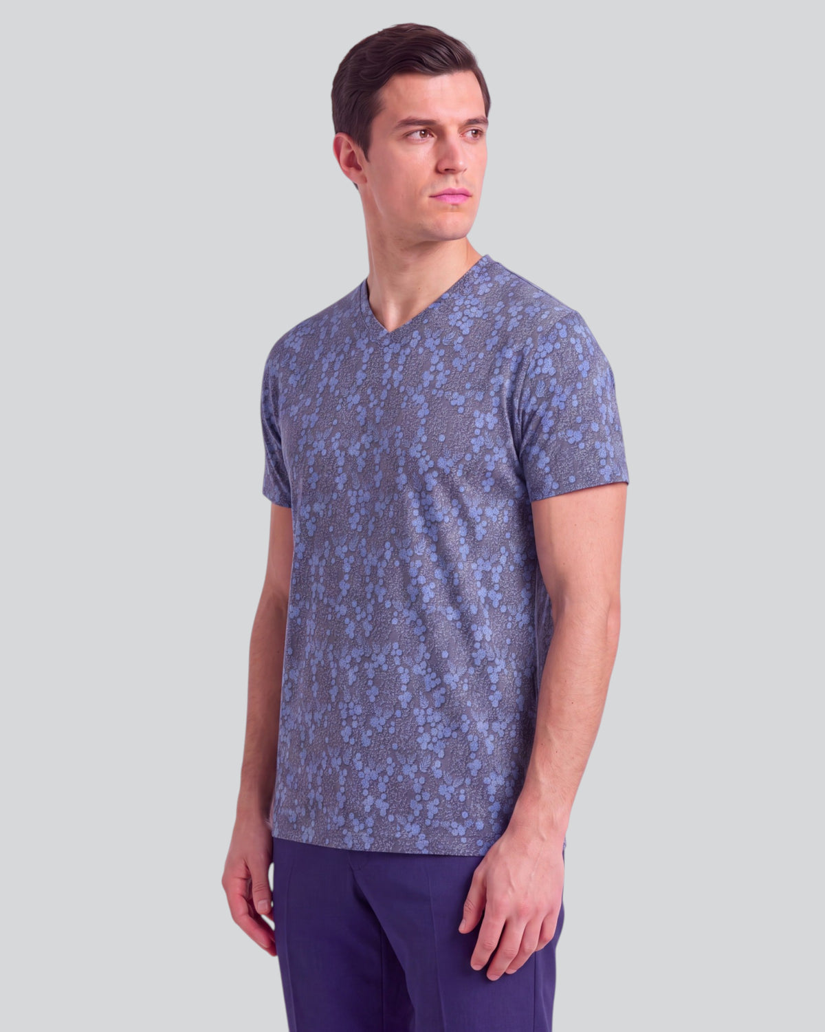 MAZE LECH FLORAL BLACK MEN'S STRETCH COTTON V-NECK TEE