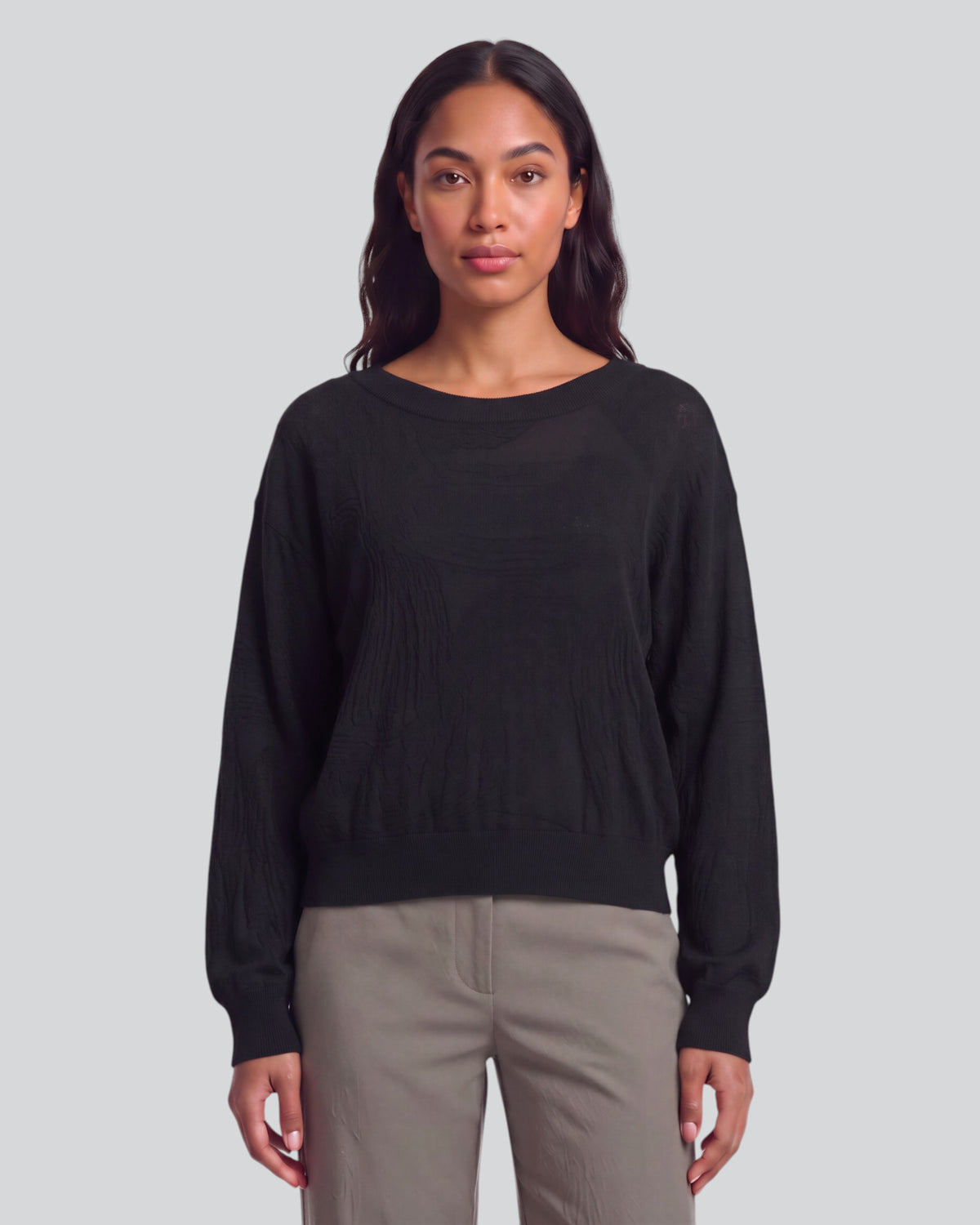 CRISSY BLACK WOMEN'S CROPPED MERINO SWEATER