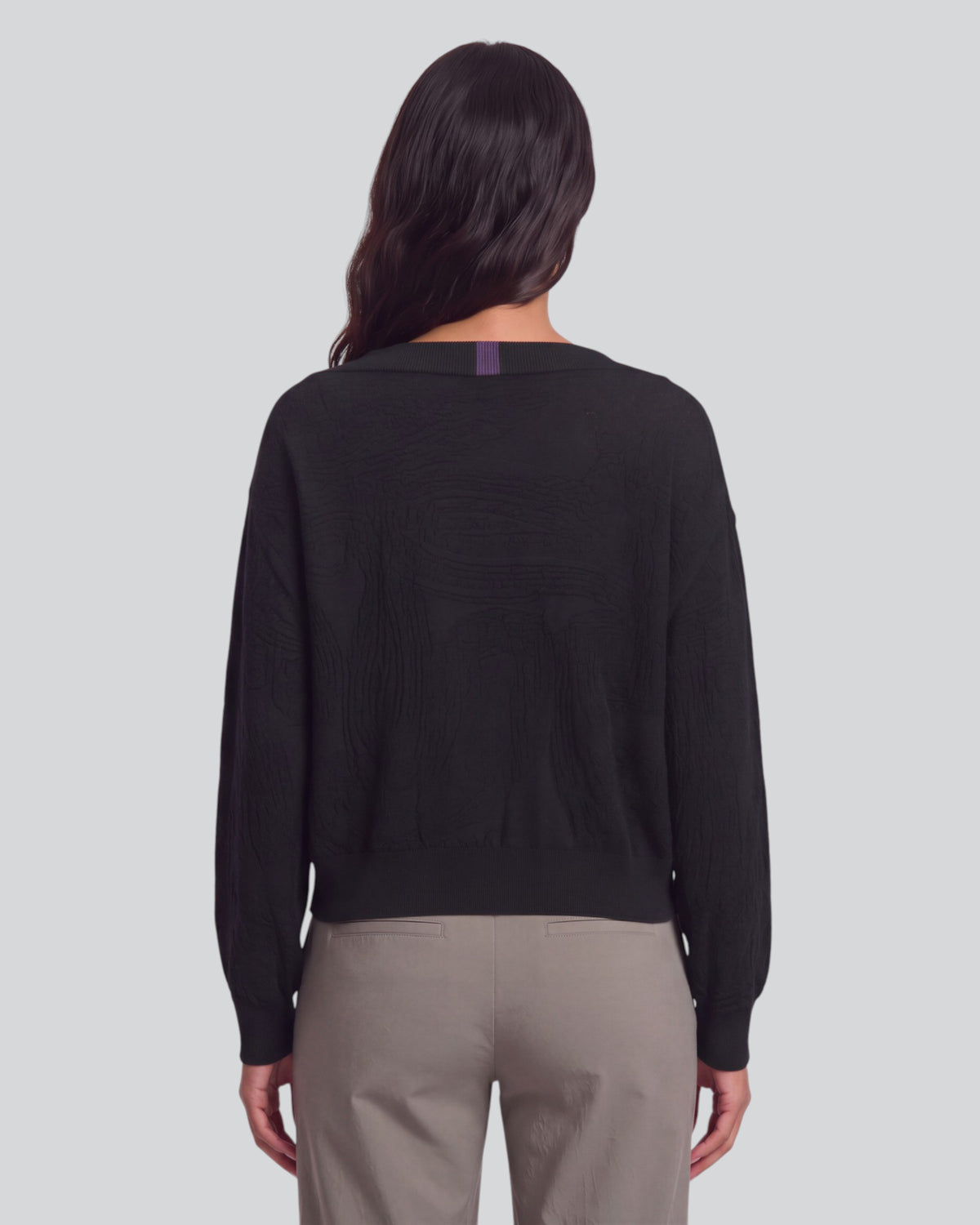 CRISSY BLACK WOMEN'S CROPPED MERINO SWEATER