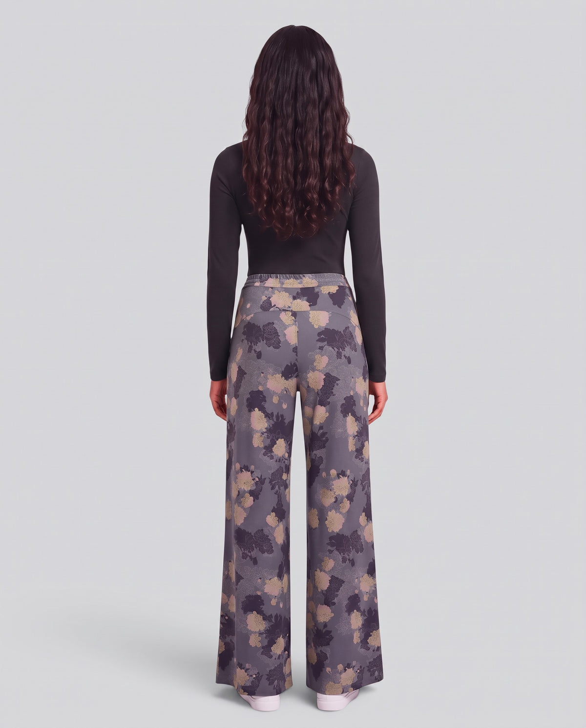 SANCHEZ LANS FLORAL BLACK WOMEN'S STRETCH KNIT DRAWSTRING PANT