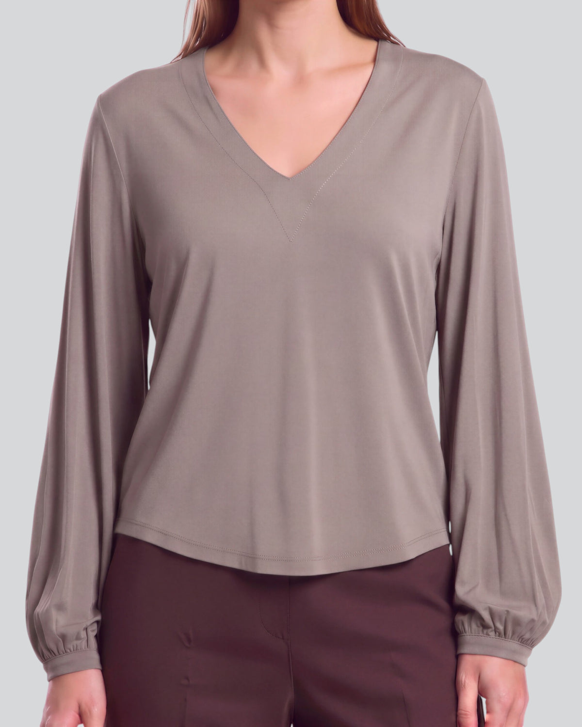 VAL SAGE WOMEN'S LYOCELL STRETCH V-NECK TOP