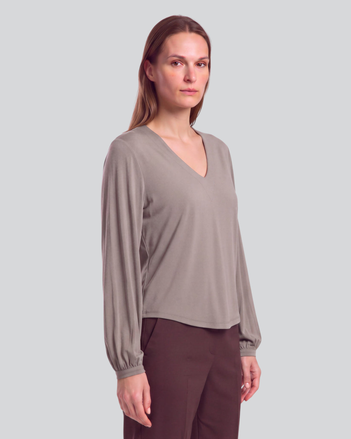 VAL SAGE WOMEN'S LYOCELL STRETCH V-NECK TOP