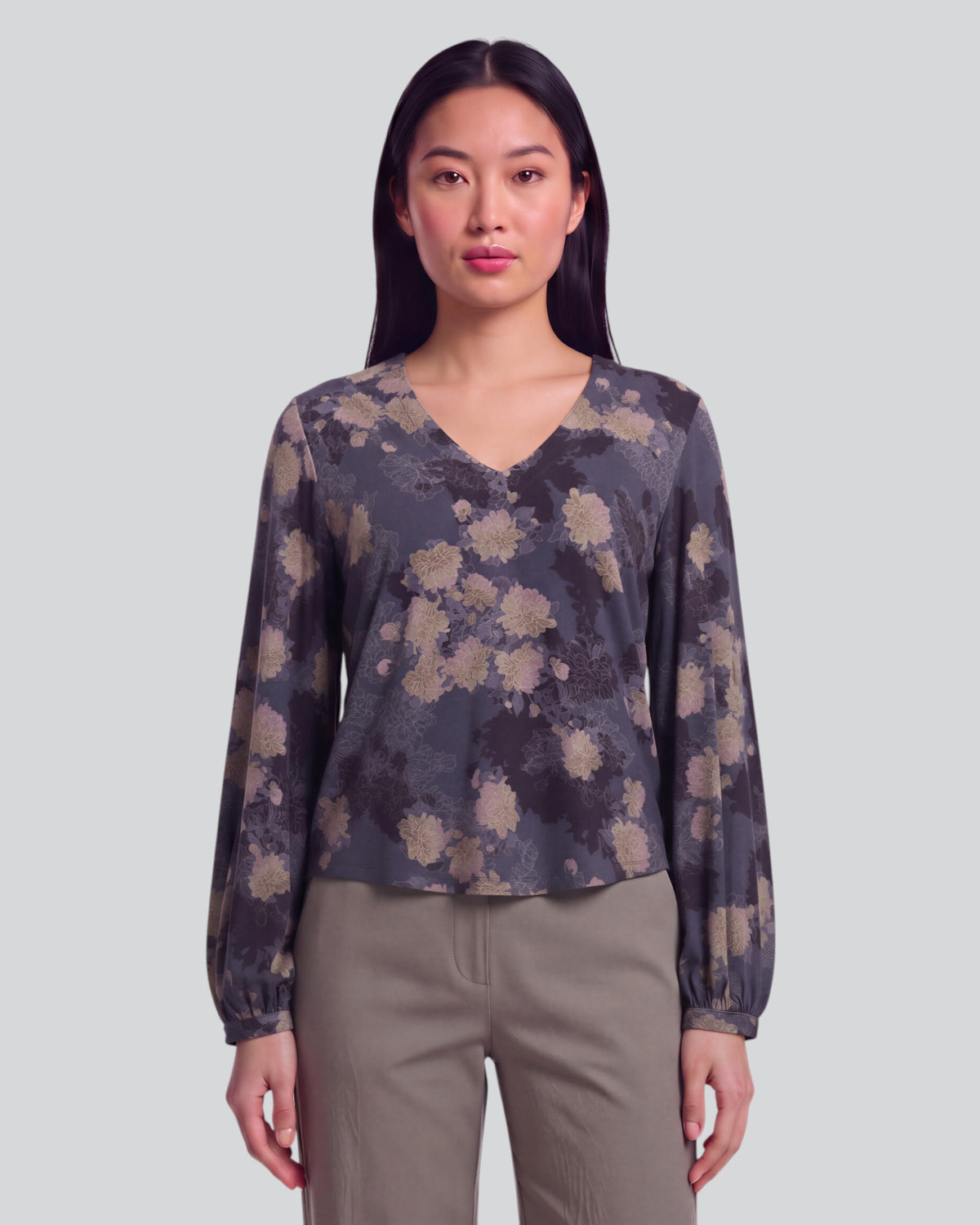 VAL LANS FLORAL BLACK WOMEN'S LYOCELL STRETCH V-NECK TOP