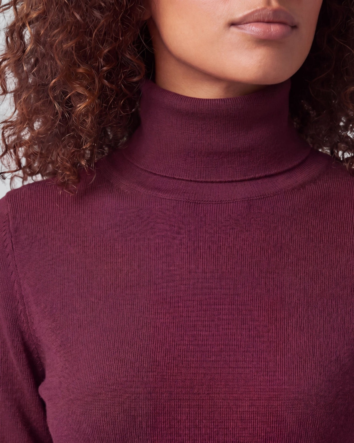 RONA PORT WOMEN'S MERINO SILK CASHMERE TURTLENECK