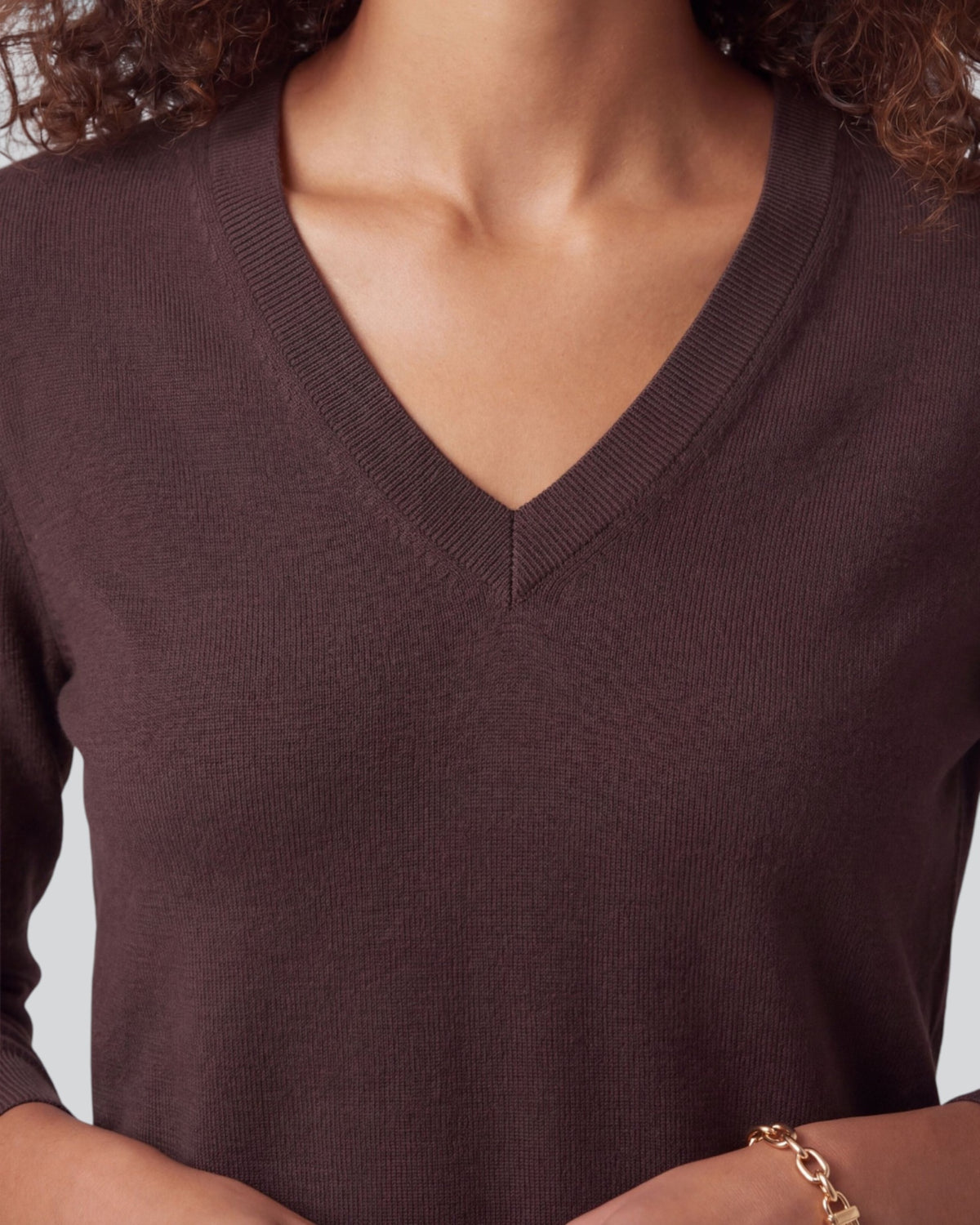 SASHA BROWNIE WOMEN'S MERINO SILK CASHMERE V-NECK SWEATER