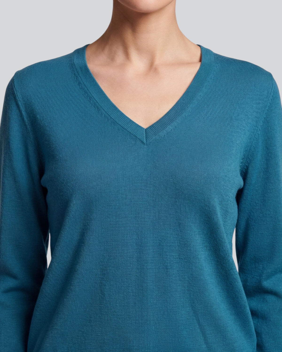 SASHA LEGION WOMEN'S MERINO SILK CASHMERE V-NECK SWEATER