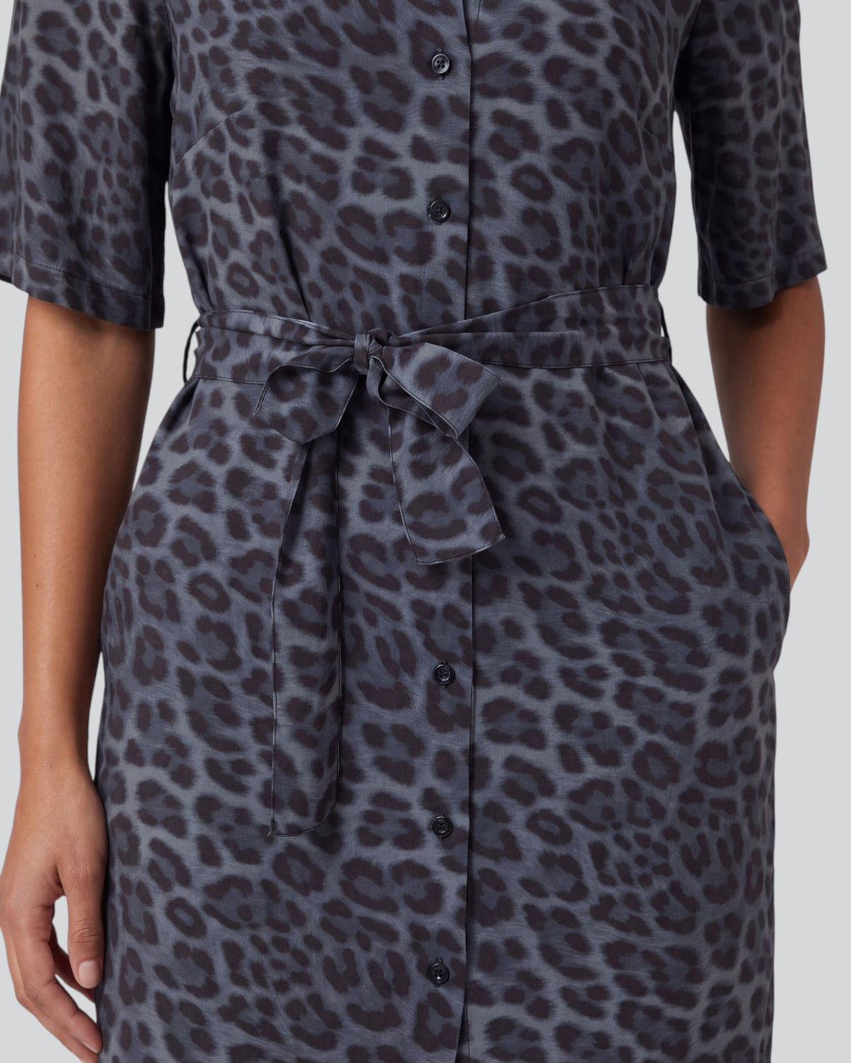 SERENA LEOPARD SMOKE WOMEN'S STRETCH SILK SHIRT DRESS