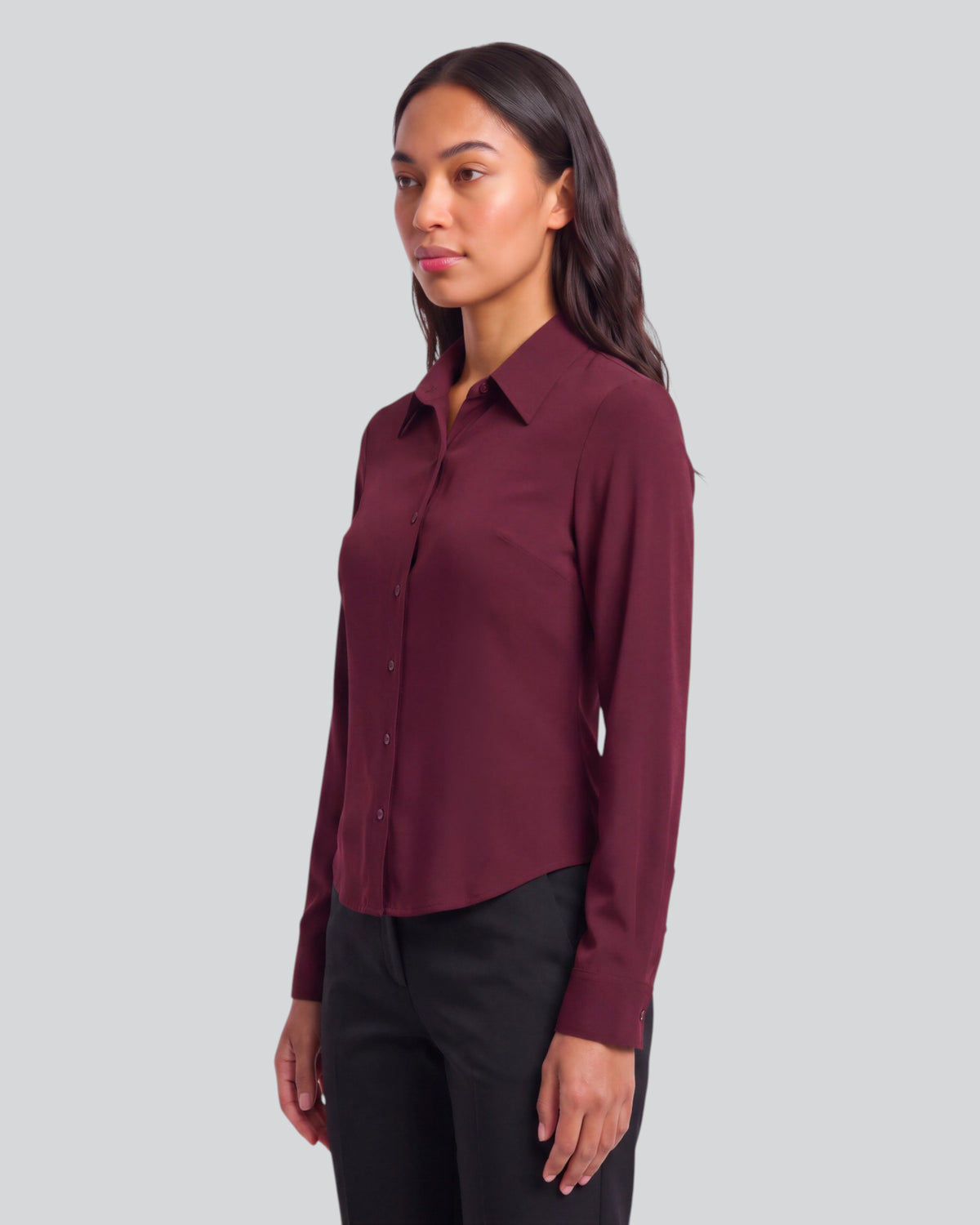 SUTTON PORT WOMEN'S STRETCH SILK LONG-SLEEVE SHIRT
