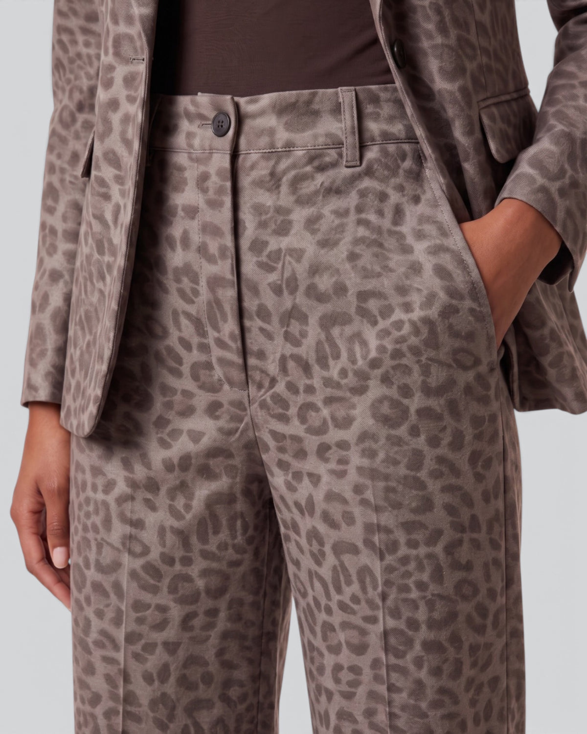 POPPY LEOPARD BROWNIE WOMEN'S VELVET HIGH-RISE PANT