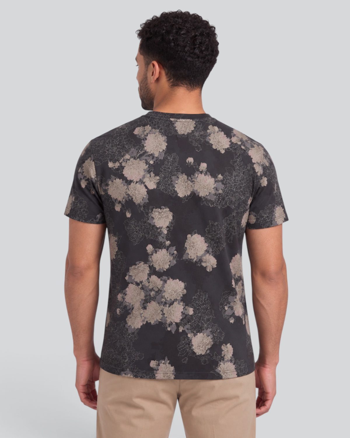 MAZE LANS FLORAL BLACK MEN'S STRETCH COTTON V-NECK TEE
