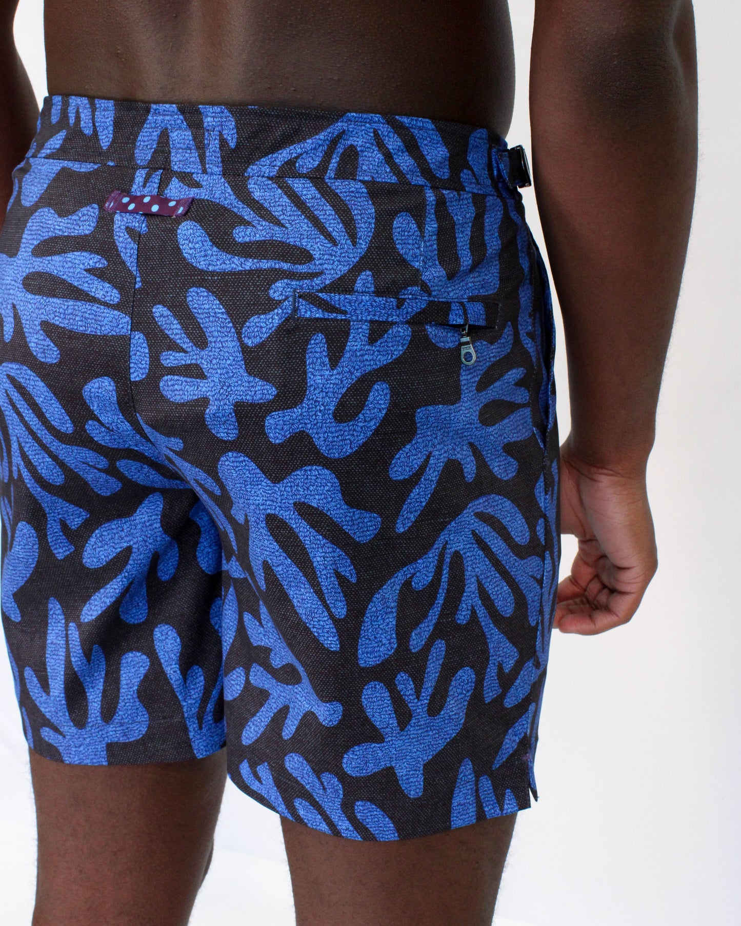 POOL LOOP CORAL CANVAS SWIM SHORT IN BLUE