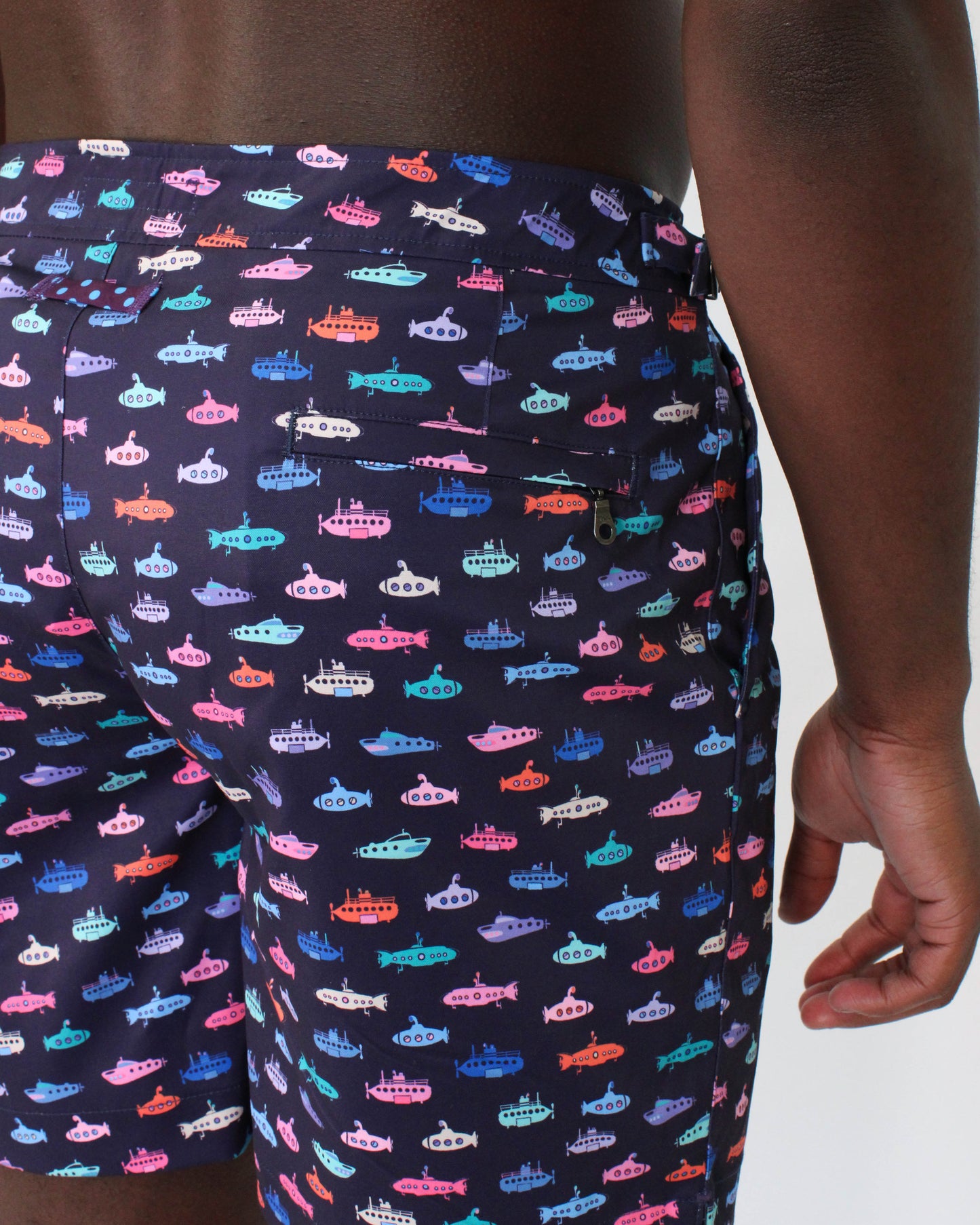 POOL SUBS SWIM SHORT IN NAVY