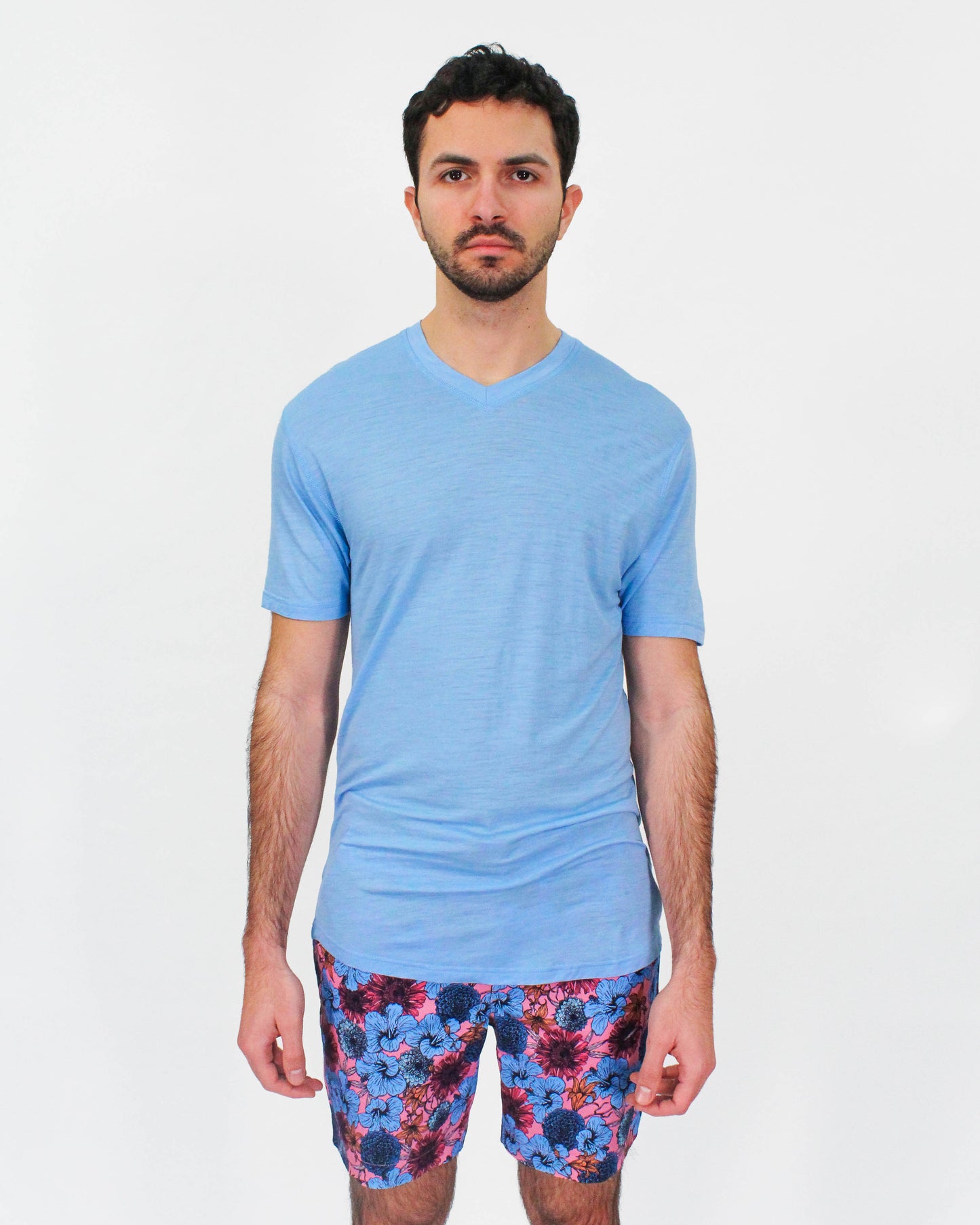 VICTOR V-NECK MERINO SHIRT IN BLUE